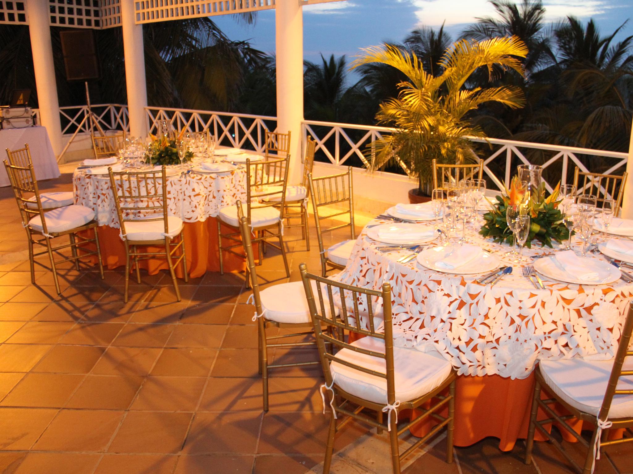 Hotel Las Americas Casa De Playa Cartagena Exteriér fotografie Chiva-War Club